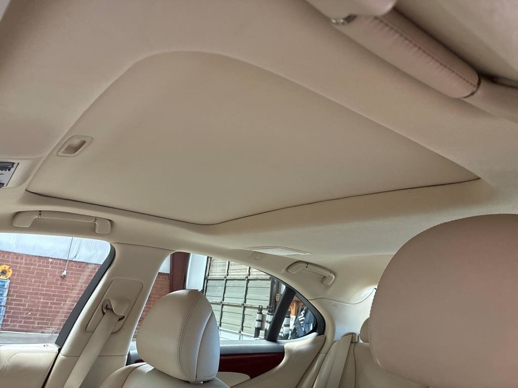 Used 2012 Lexus LS 460 w/ Comfort Pkg RWD image 25