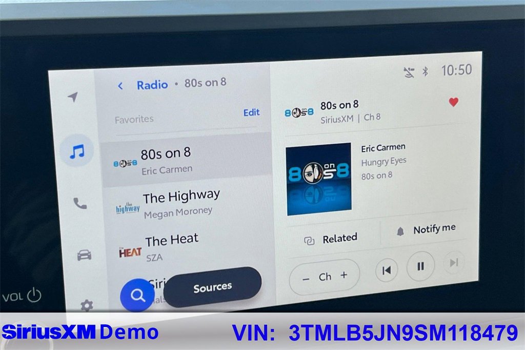 Certified 2025 Toyota Tacoma SR5 image 31