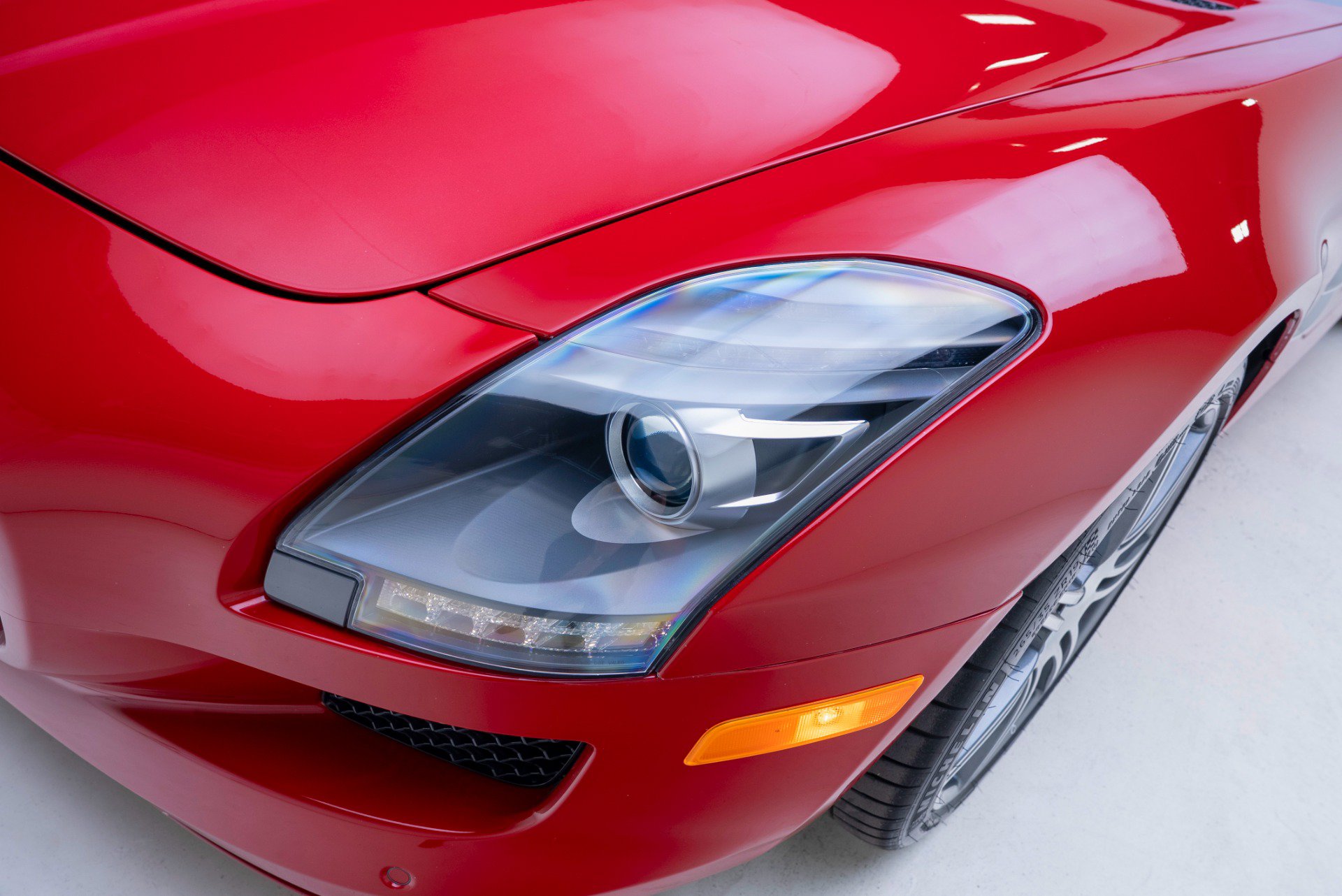 Used 2012 Mercedes-Benz SLS AMG Coupe image 17