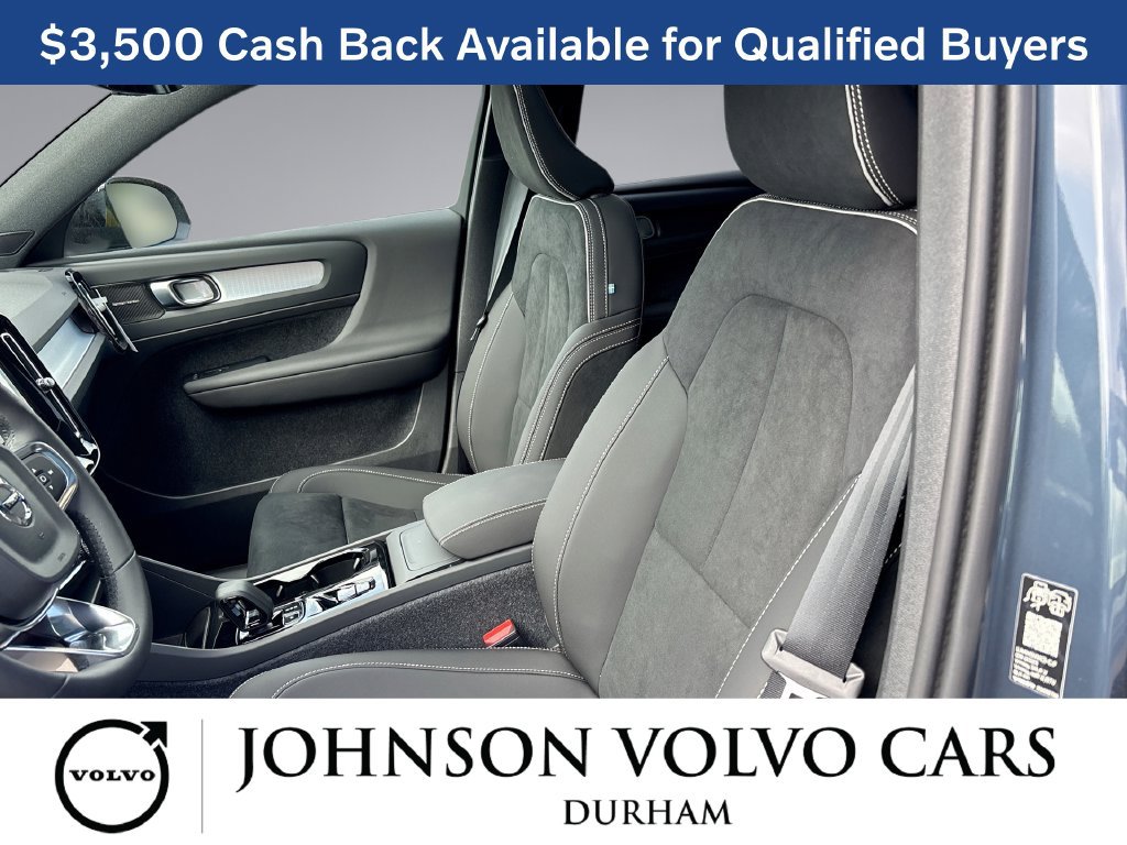 New 2026 Volvo XC40 B5 Ultra w/ Protection Package Premier AWD/4WD image 13