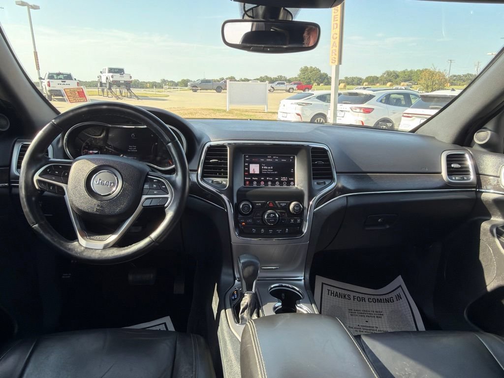 Used 2018 Jeep Grand Cherokee Limited AWD/4WD image 13