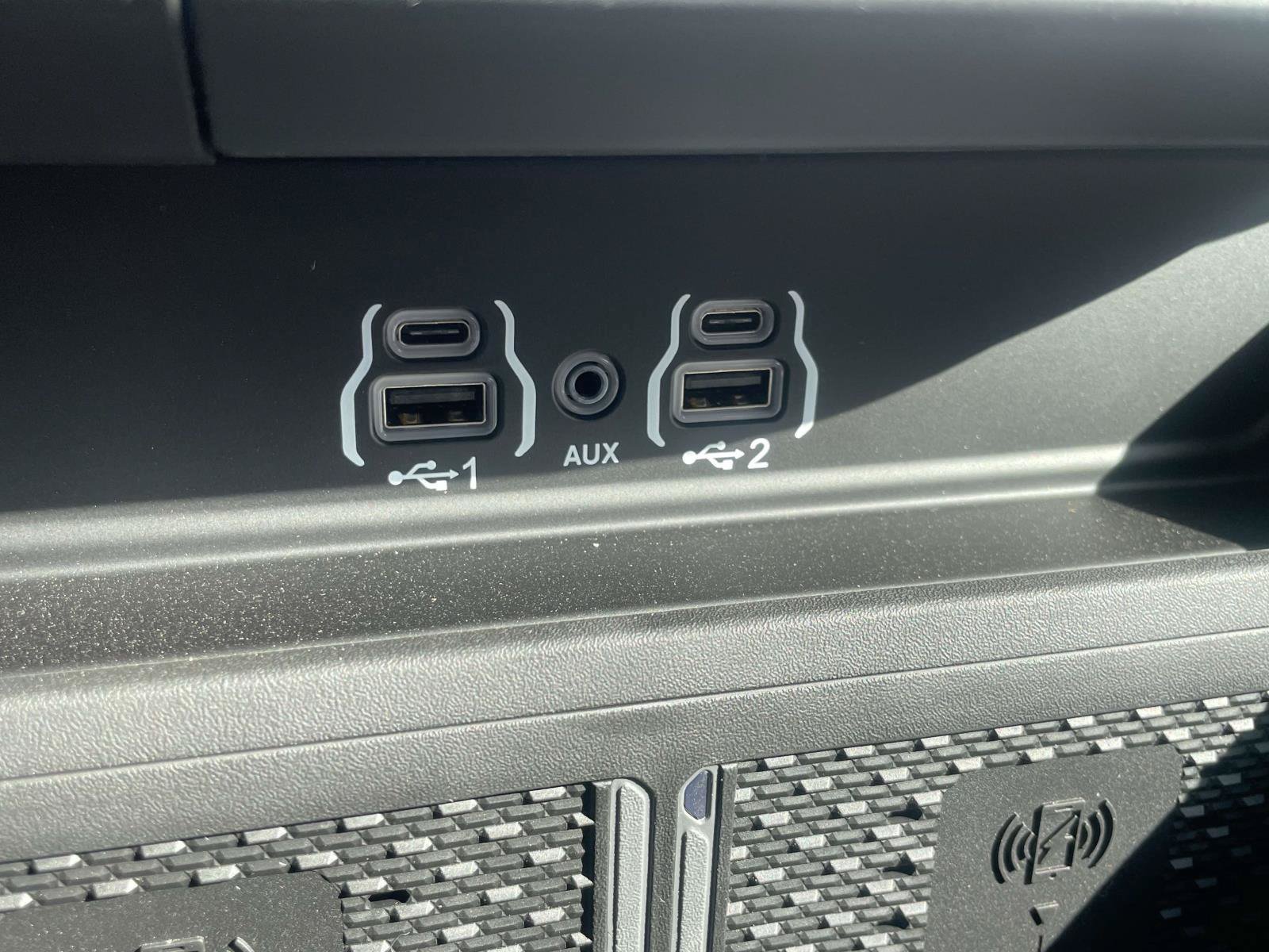 New 2026 RAM 2500 Big Horn AWD/4WD image 13