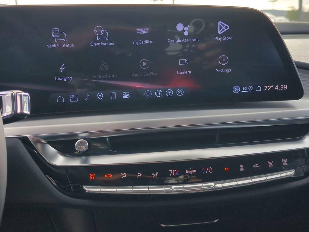 New 2026 Cadillac Lyriq V image 13