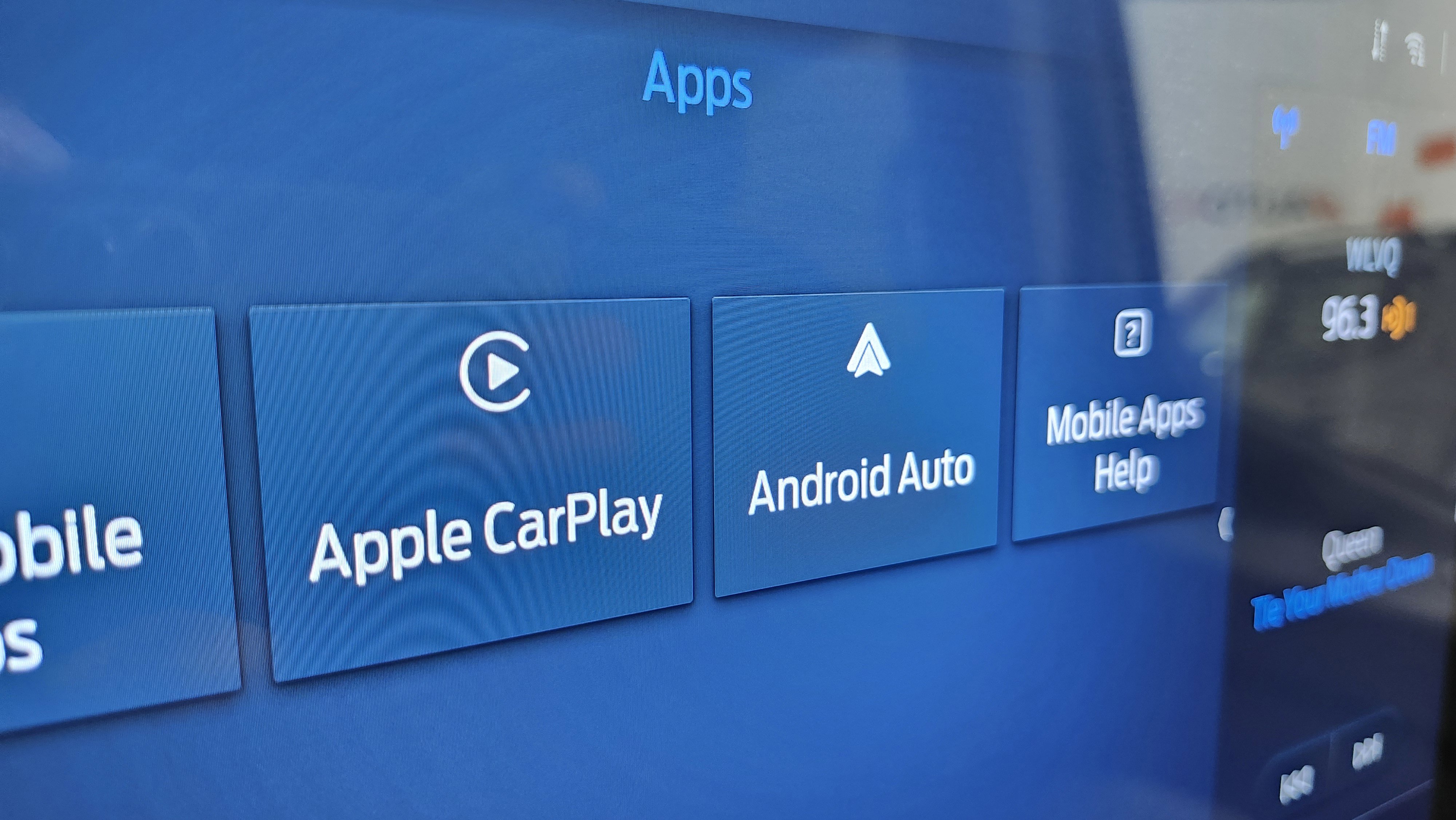 Used 2023 Ford Transit 350 XLT image 6