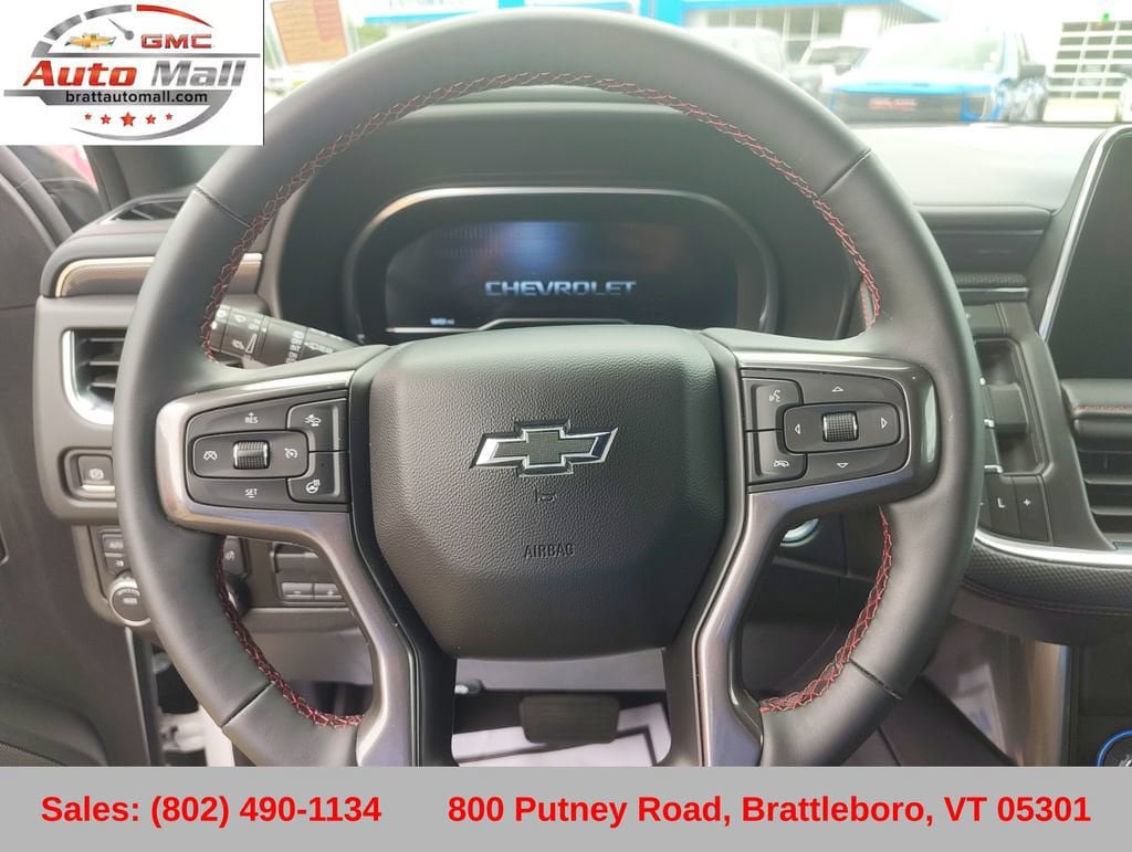 Certified 2024 Chevrolet Suburban RST w/ Luxury Package AWD/4WD image 14