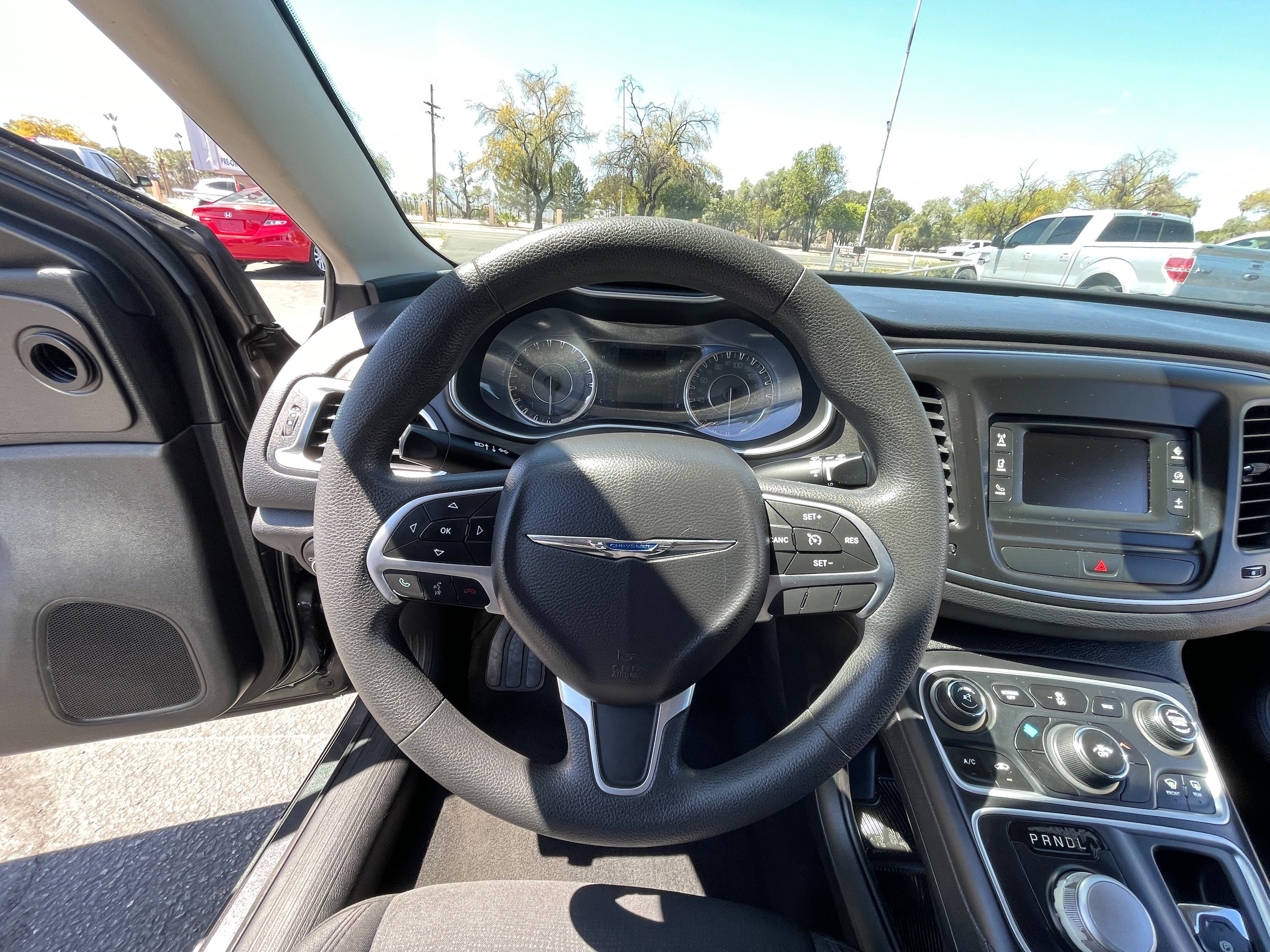 Used 2016 Chrysler 200 Limited image 16