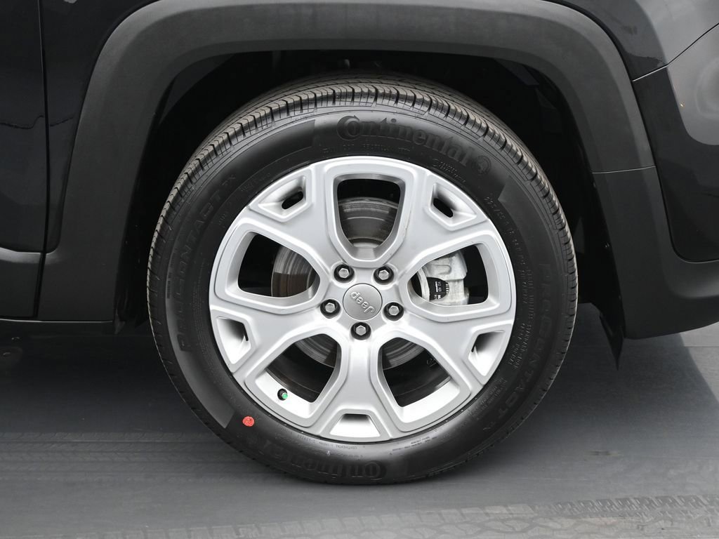 Used 2020 Jeep Renegade Limited w/ UConnect 8.4 Nav Group image 25