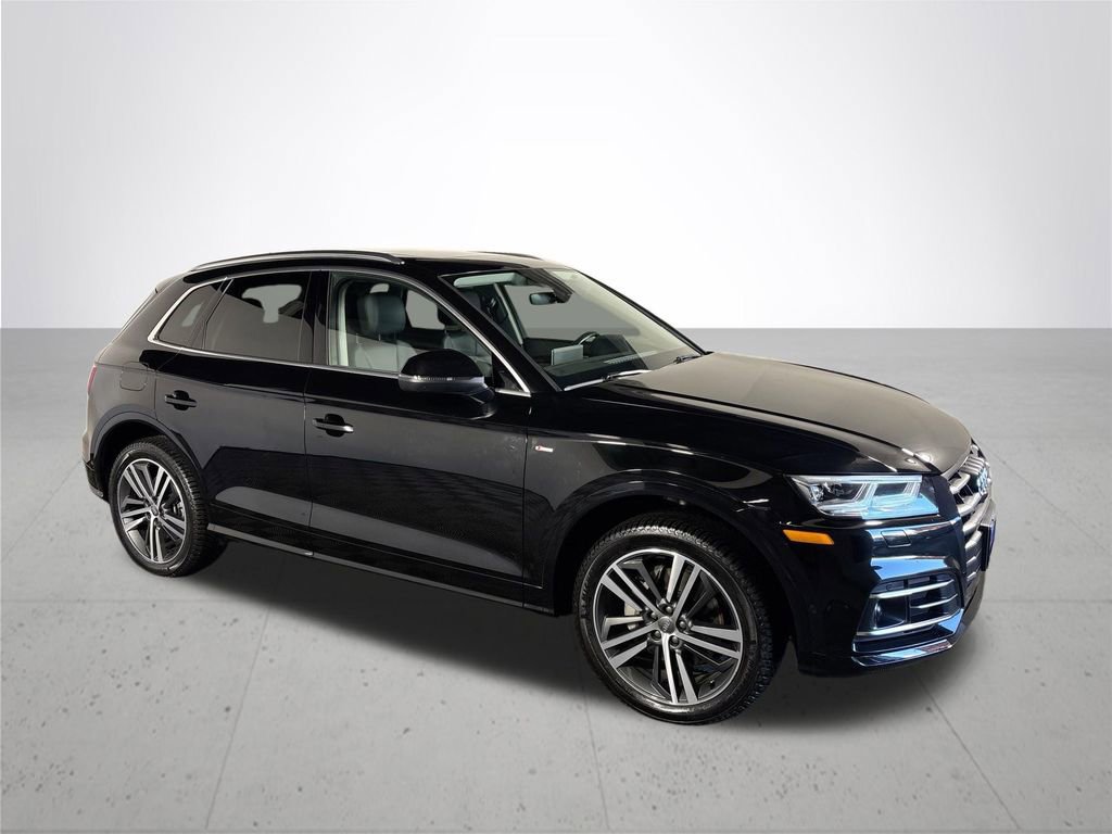 Used 2020 Audi Q5 e Prestige w/ Prestige Package image 4