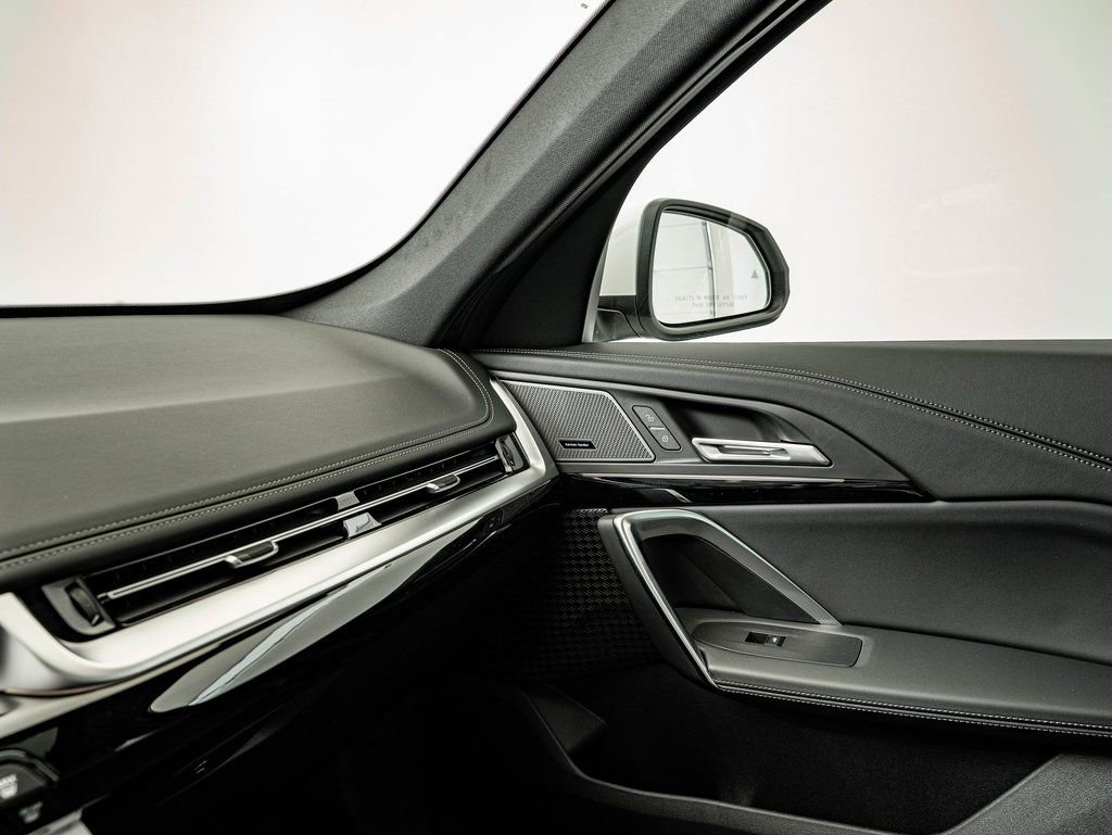 New 2026 BMW X1 xDrive28i w/ Technology Package image 26