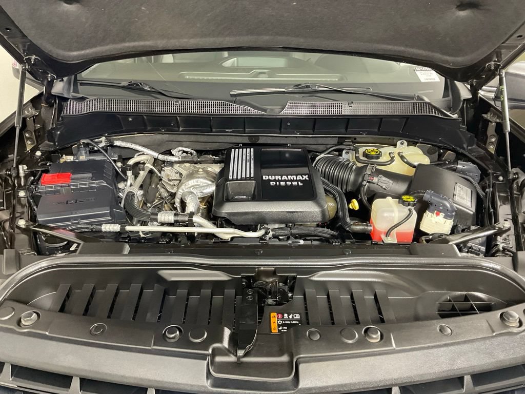 Used 2021 Chevrolet Silverado 1500 LT RWD image 9