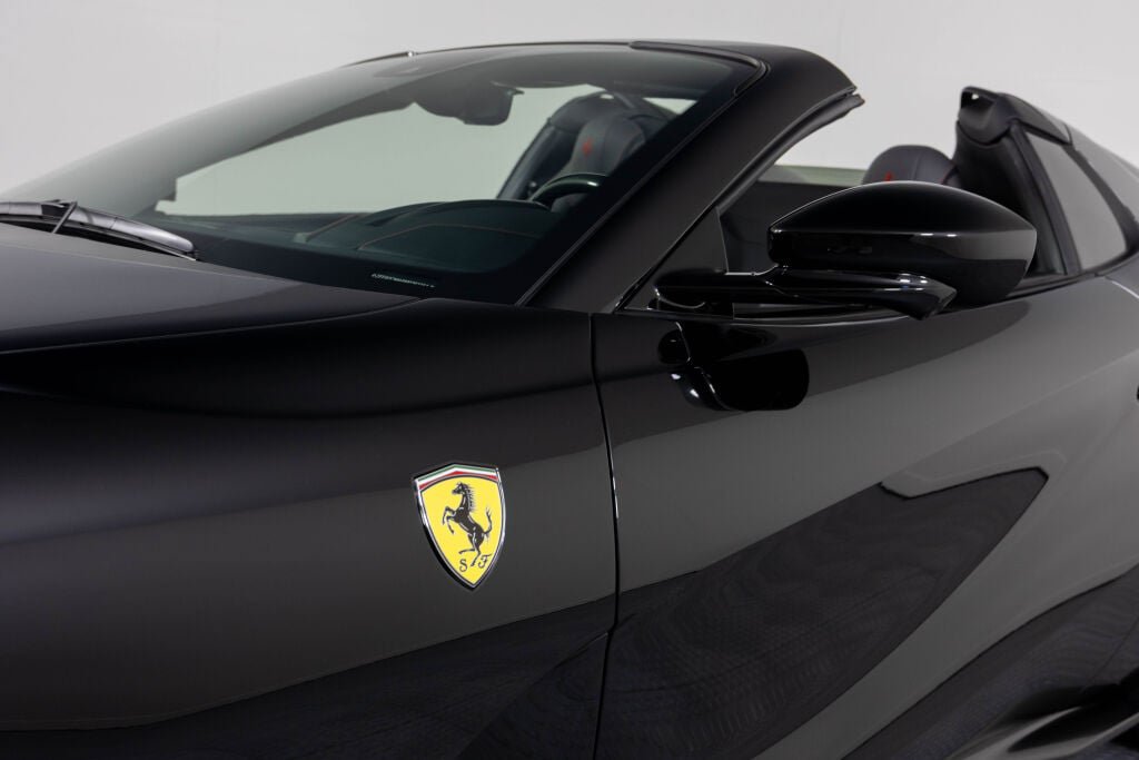 Used 2021 Ferrari 812 GTS RWD image 30