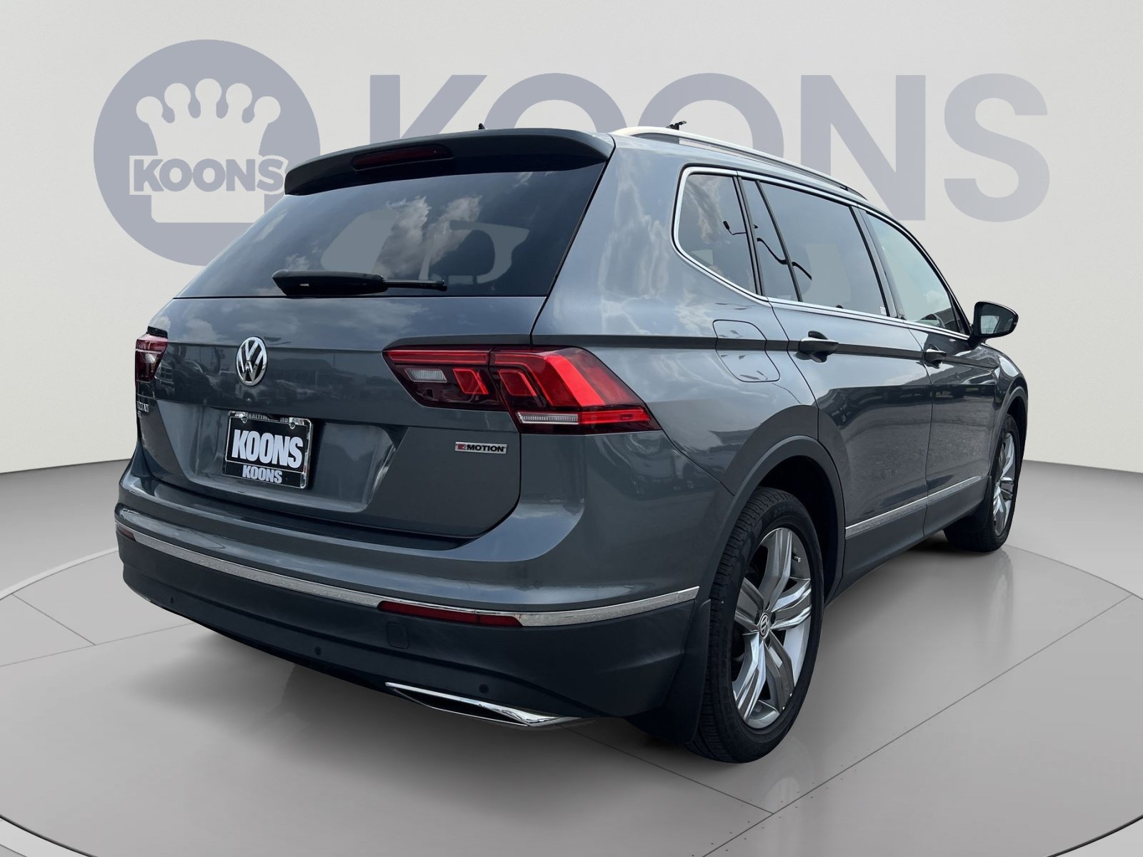 Used 2021 Volkswagen Tiguan SE AWD/4WD image 7