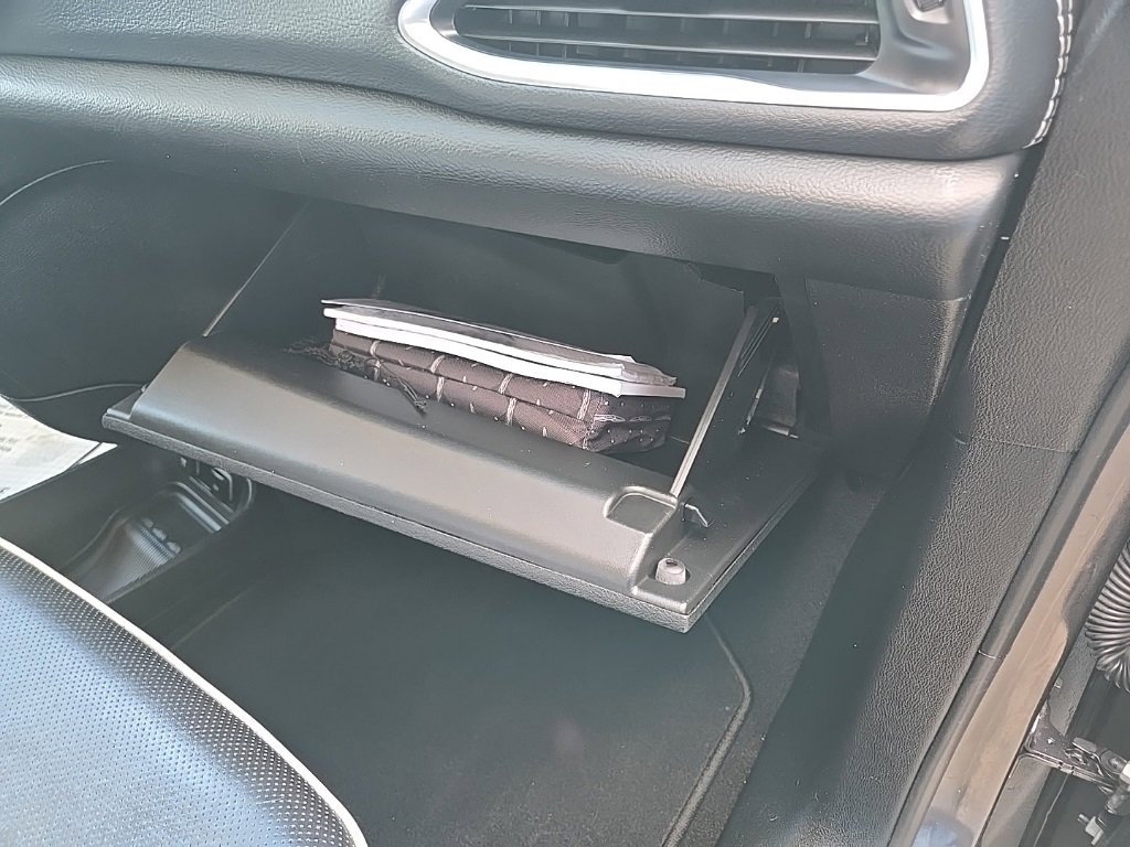 Used 2020 Chrysler Pacifica Limited w/ Advanced Safetytec Group image 81