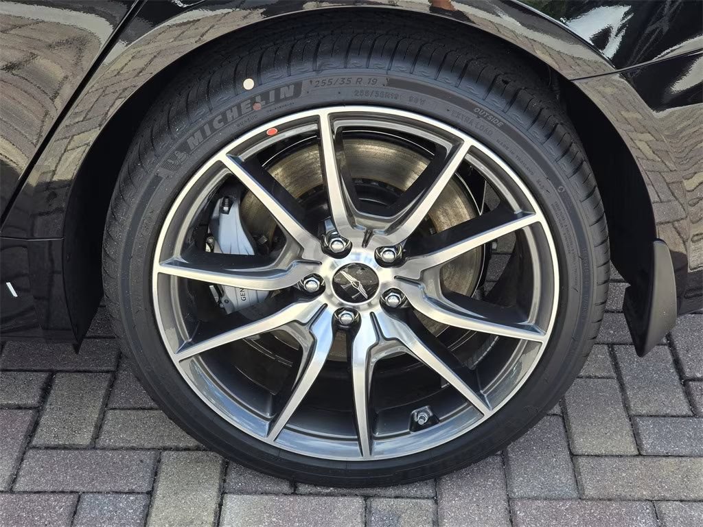 New 2026 Genesis G70 2.5T Prestige RWD image 5