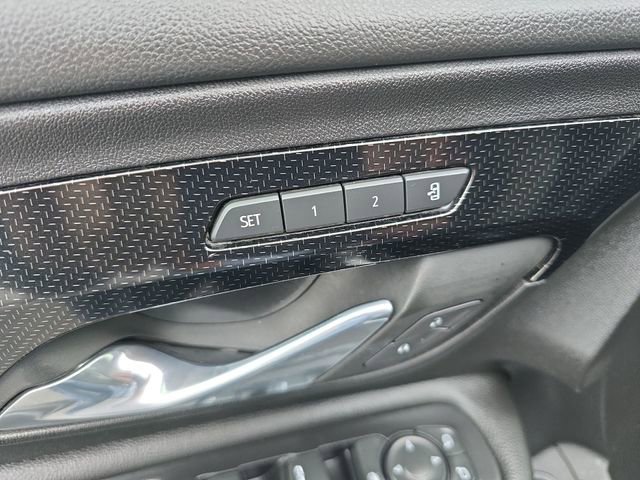 Used 2023 GMC Terrain AT4 image 28