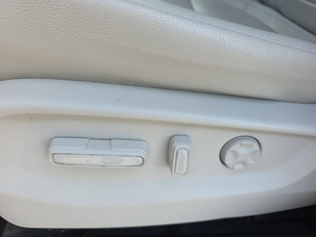 Used 2025 Honda Odyssey EX-L image 11