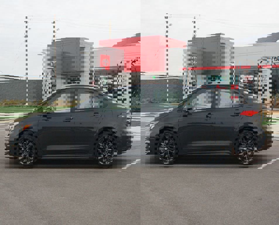 Certified 2025 Toyota Corolla SE image 11