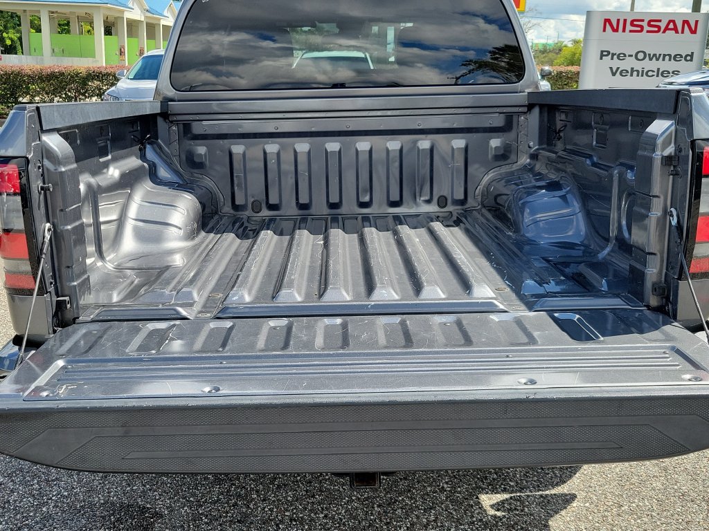 Certified 2023 Nissan Frontier SV w/ Midnight Edition Package RWD image 10