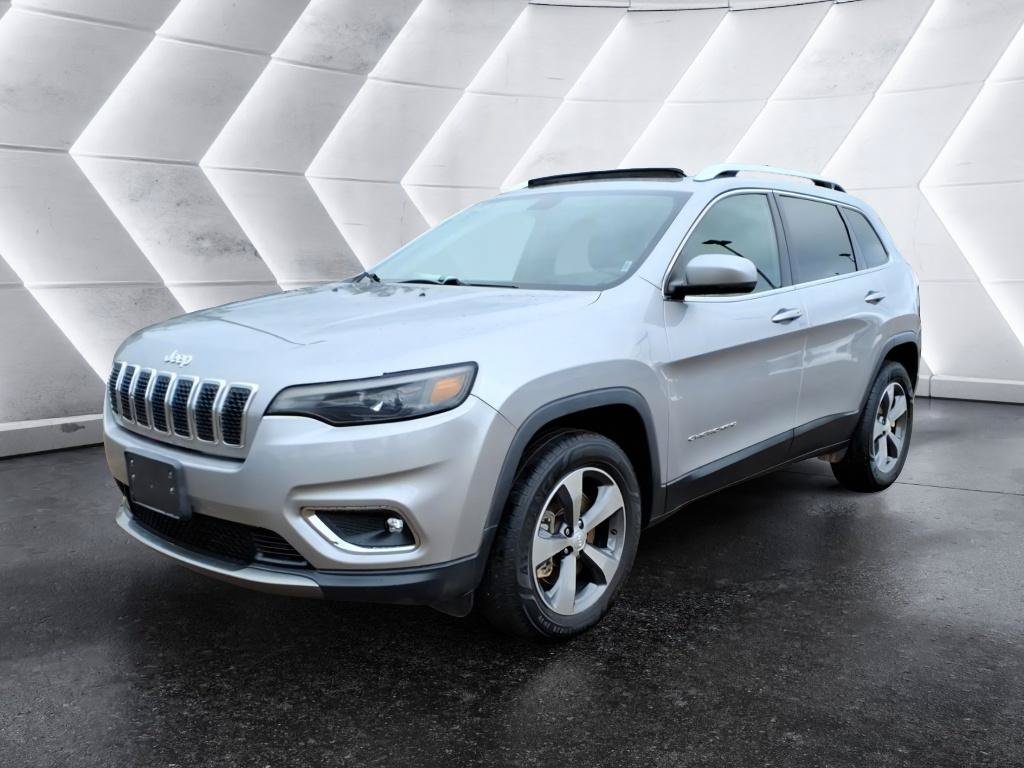 Used 2019 Jeep Cherokee Limited AWD/4WD image 1