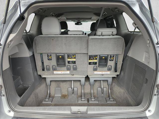 Used 2018 Toyota Sienna XLE AWD/4WD image 6