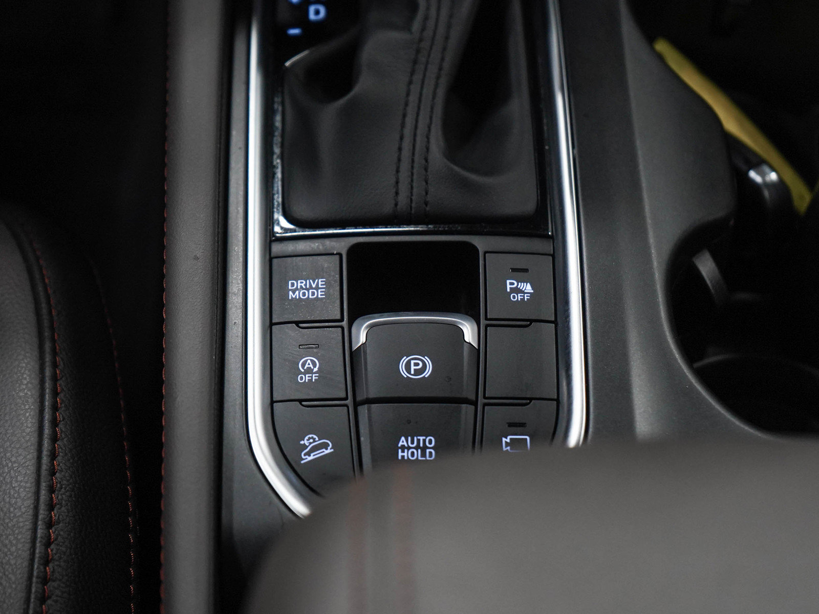 Used 2020 Hyundai Santa Fe Limited AWD/4WD image 21