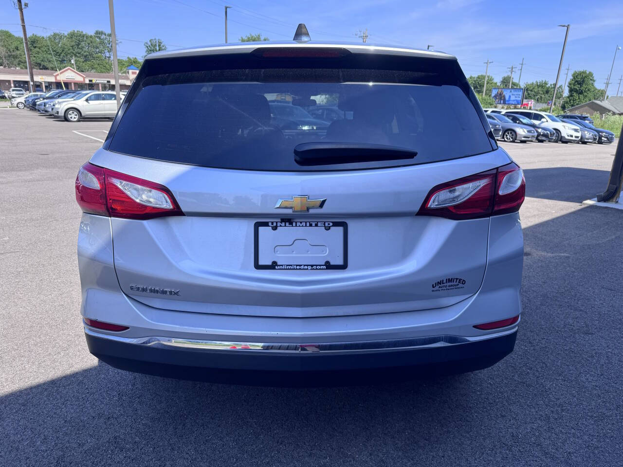 Used 2018 Chevrolet Equinox LS FWD image 7