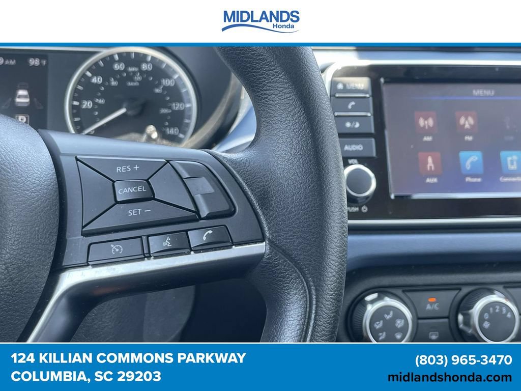Used 2025 Nissan Versa SV FWD image 22