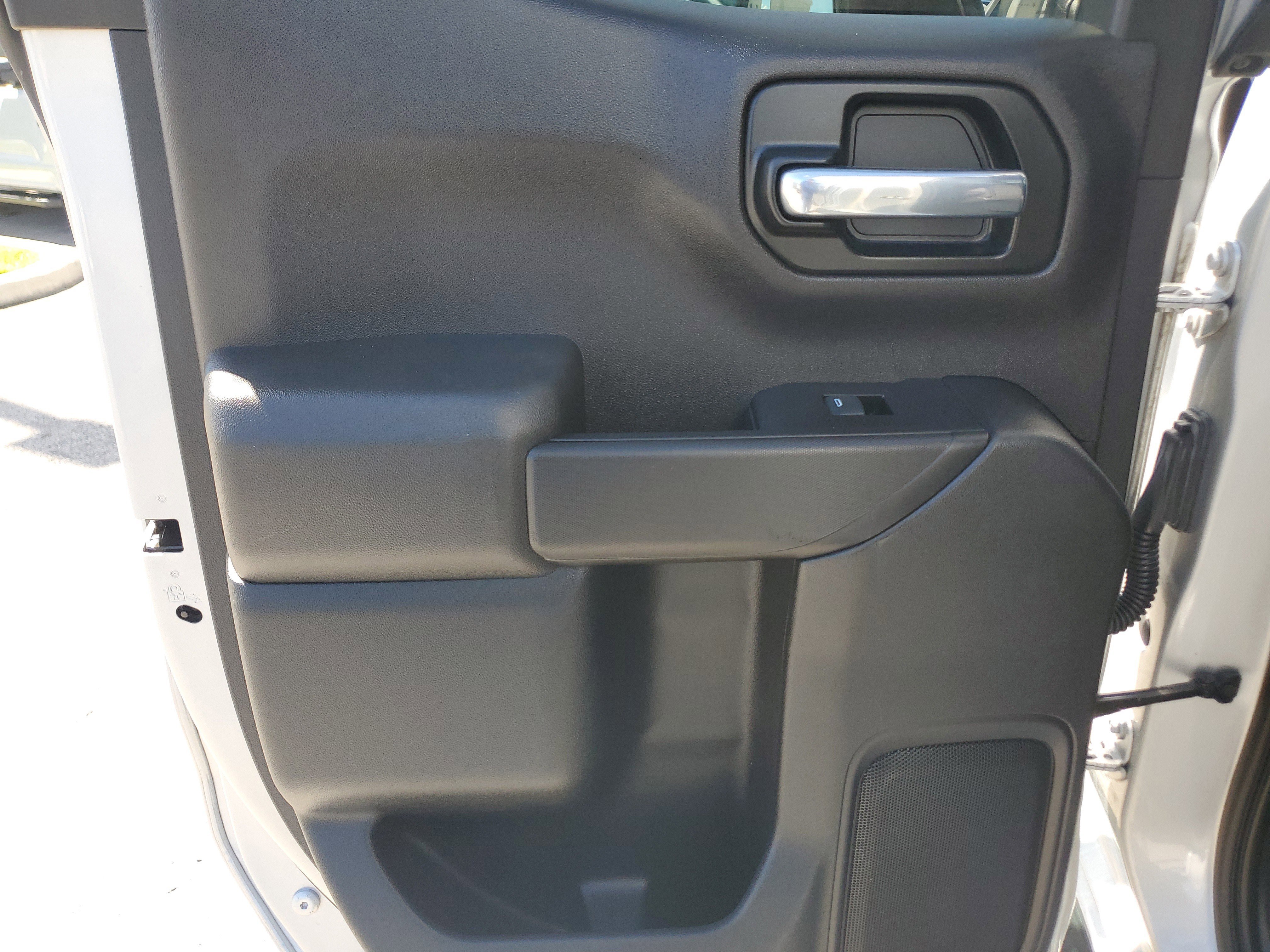 Used 2021 Chevrolet Silverado 1500 Custom image 25