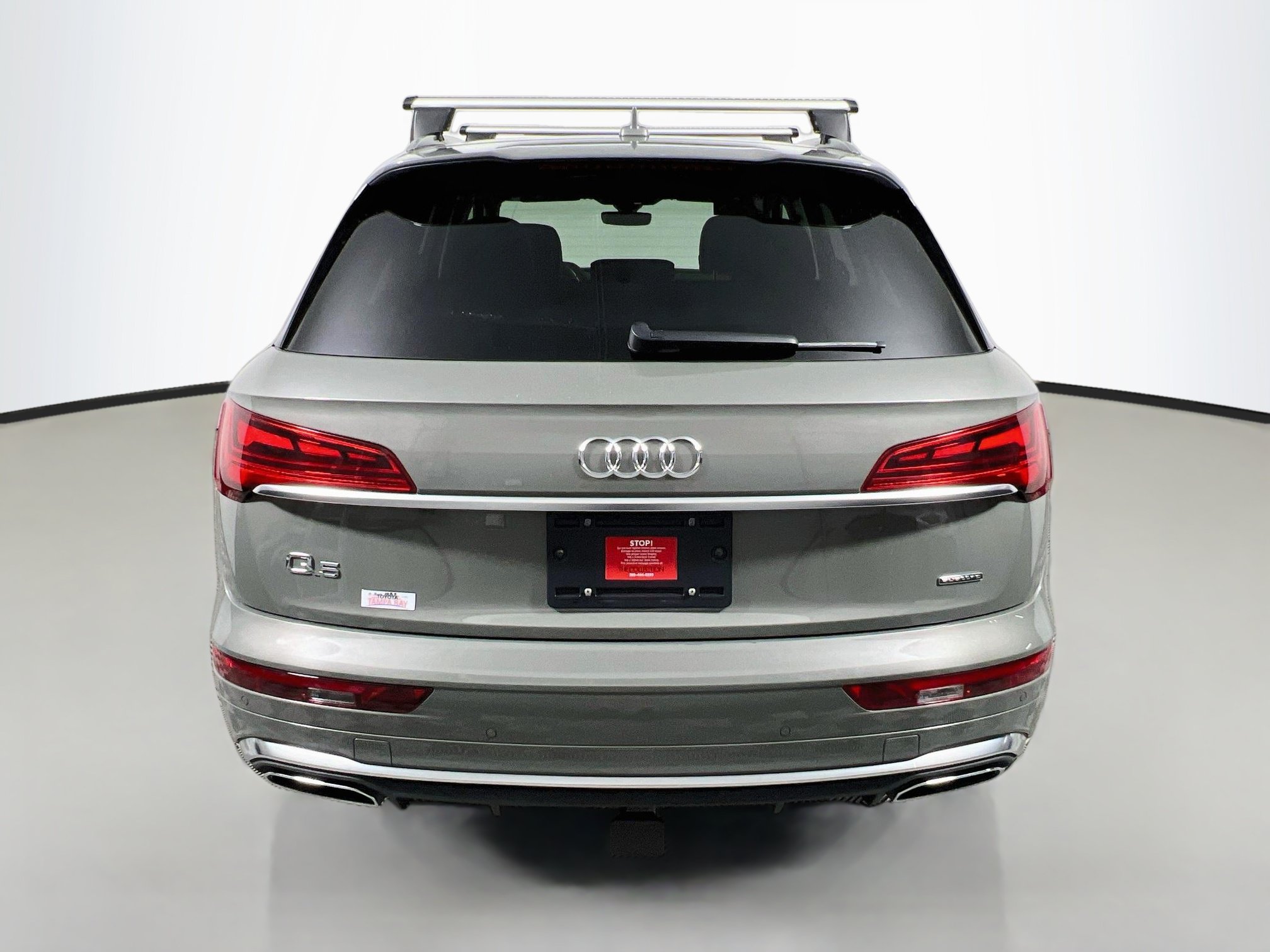 Used 2023 Audi Q5 e Premium Plus w/ Premium Plus Package AWD/4WD image 6