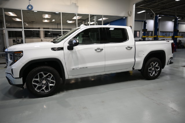 New 2026 GMC Sierra 1500 SLT AWD/4WD image 10