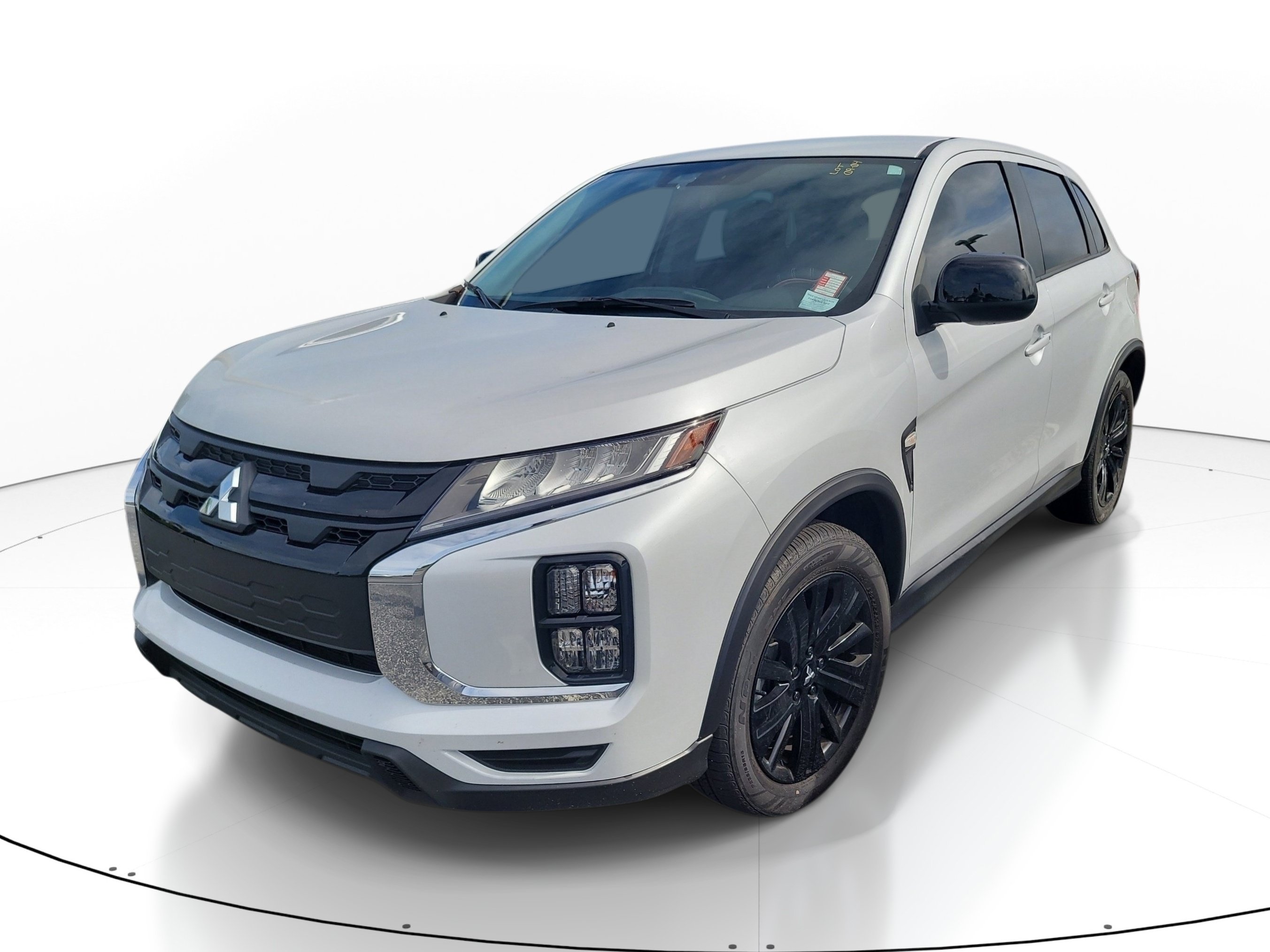 Used 2025 Mitsubishi Outlander Sport LE AWD/4WD image 3