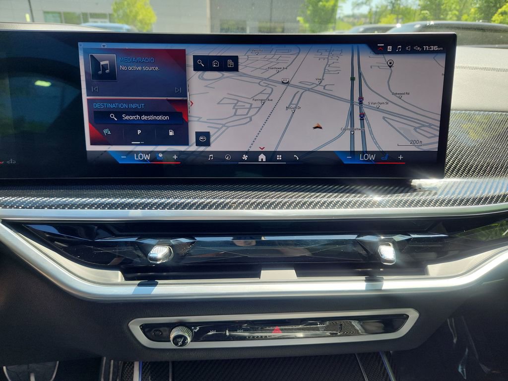 Used 2024 BMW X7 M60i w/ Executive Package AWD/4WD image 17