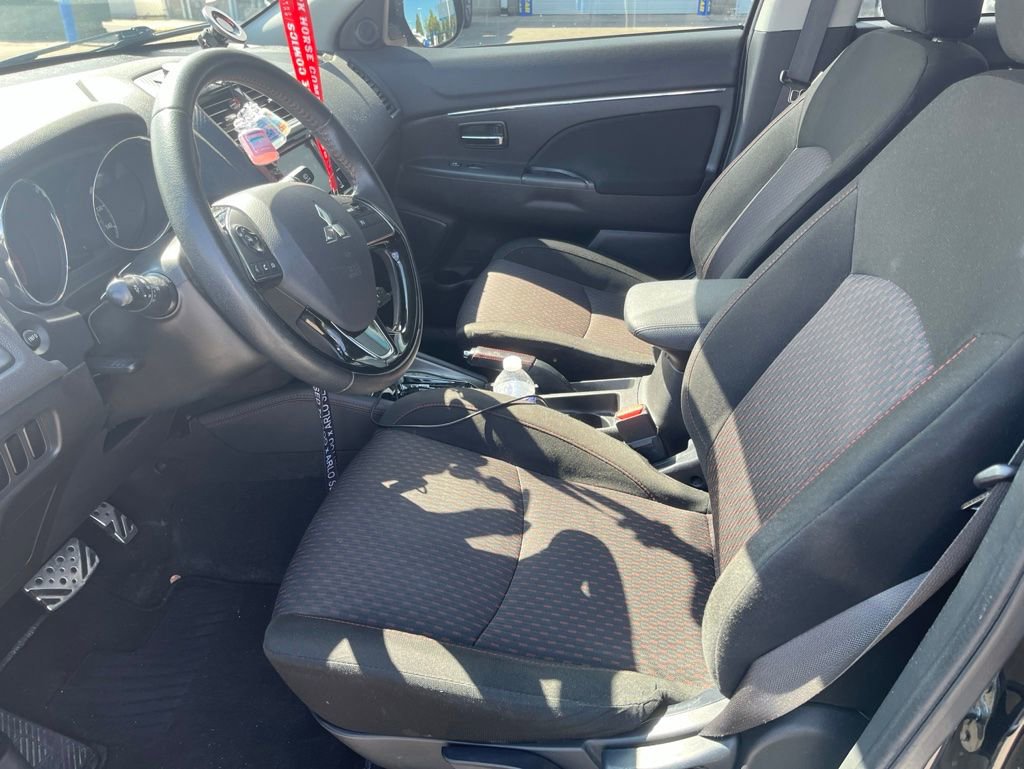 Used 2018 Mitsubishi Outlander Sport LE AWD/4WD image 11