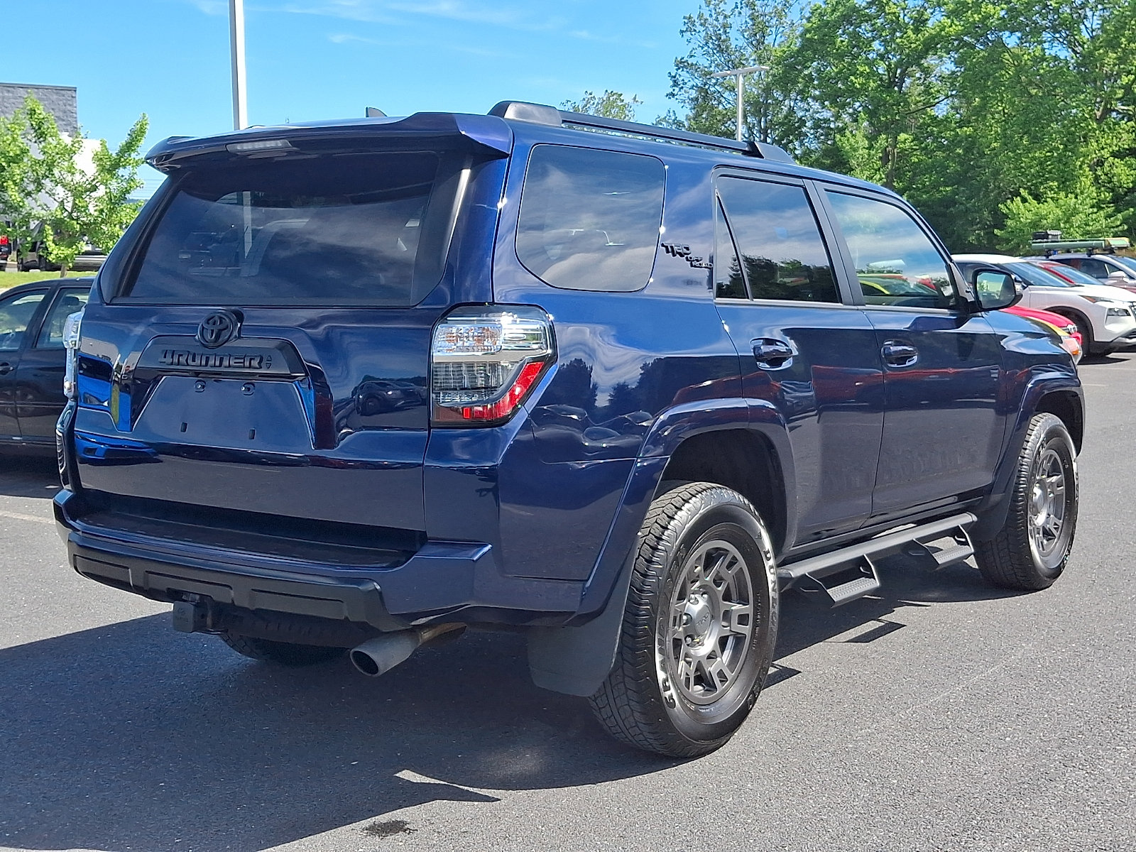 Used 2023 Toyota 4Runner TRD Off-Road Premium w/ Off Road Premium Plus Package AWD/4WD image 7
