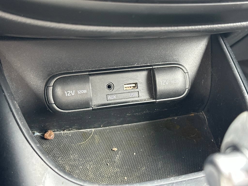 Used 2015 Kia Soul FWD image 24
