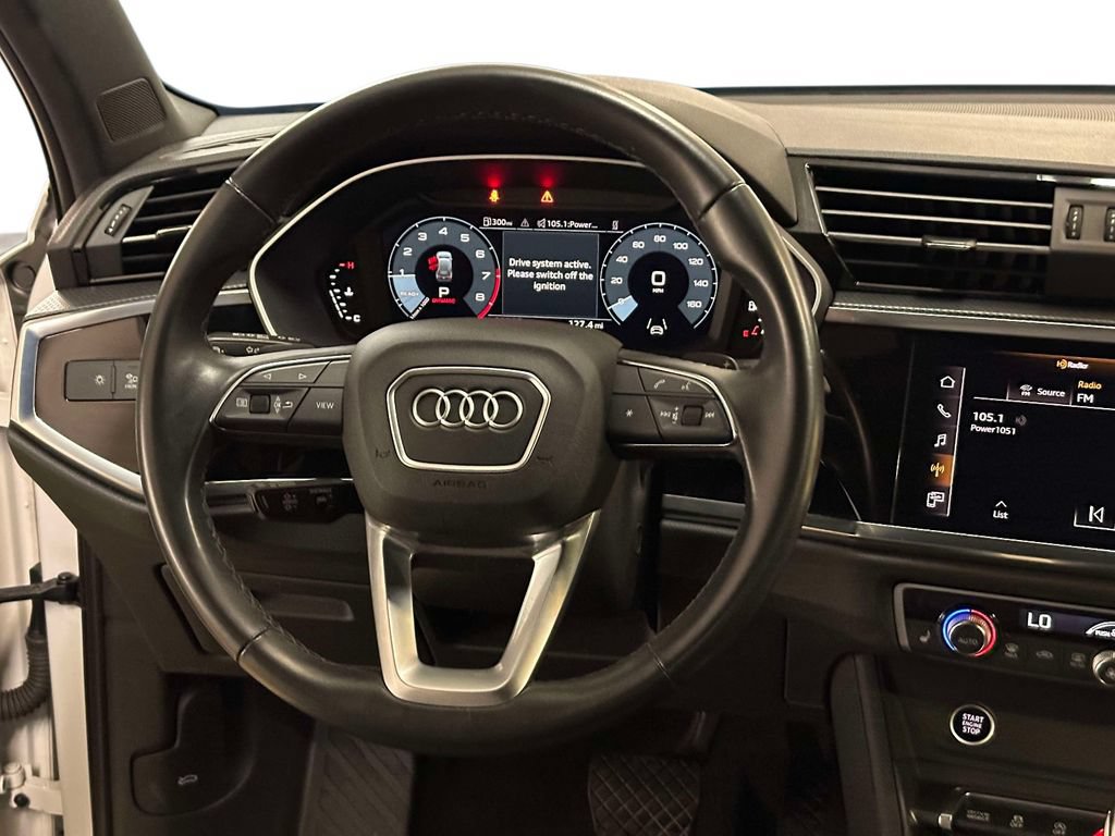Used 2023 Audi Q3 2.0T Premium Plus w/ Premium Plus Package AWD/4WD image 19