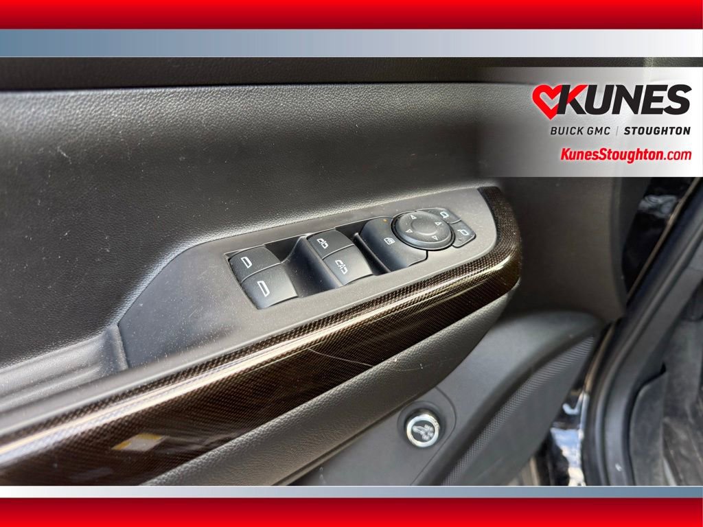 Used 2020 GMC Acadia AT4 w/ Driver Alert Package II image 21