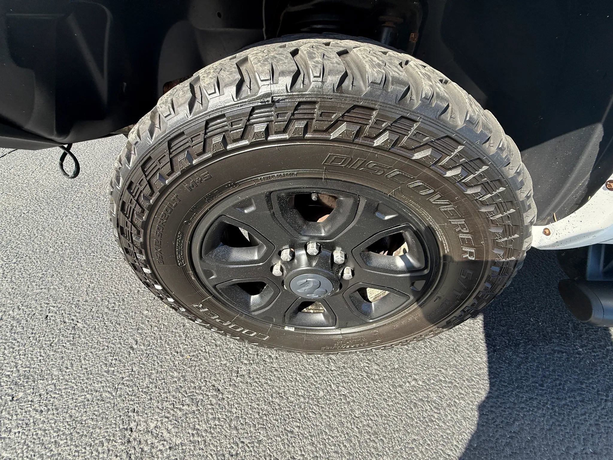 Used 2017 RAM 3500 Laramie w/ Sport Appearance Group AWD/4WD image 23