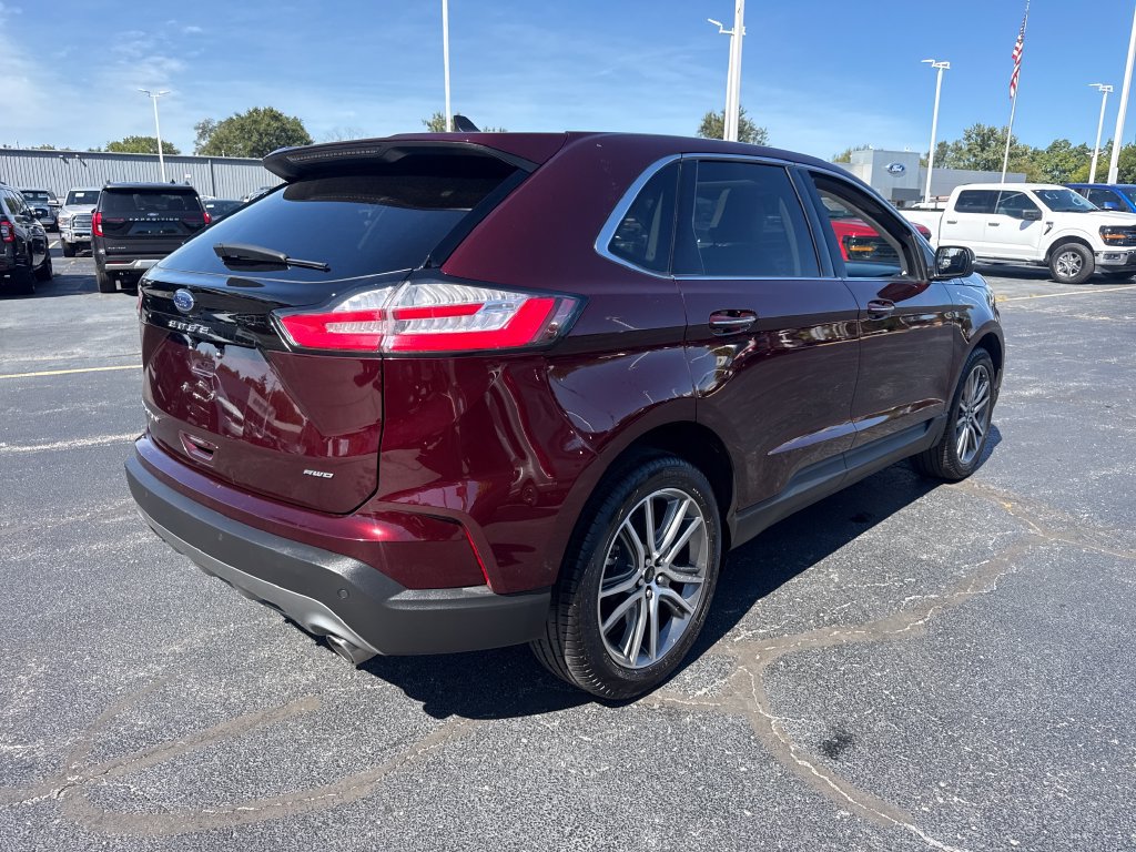 Used 2024 Ford Edge Titanium w/ Equipment Group 301A AWD/4WD image 8