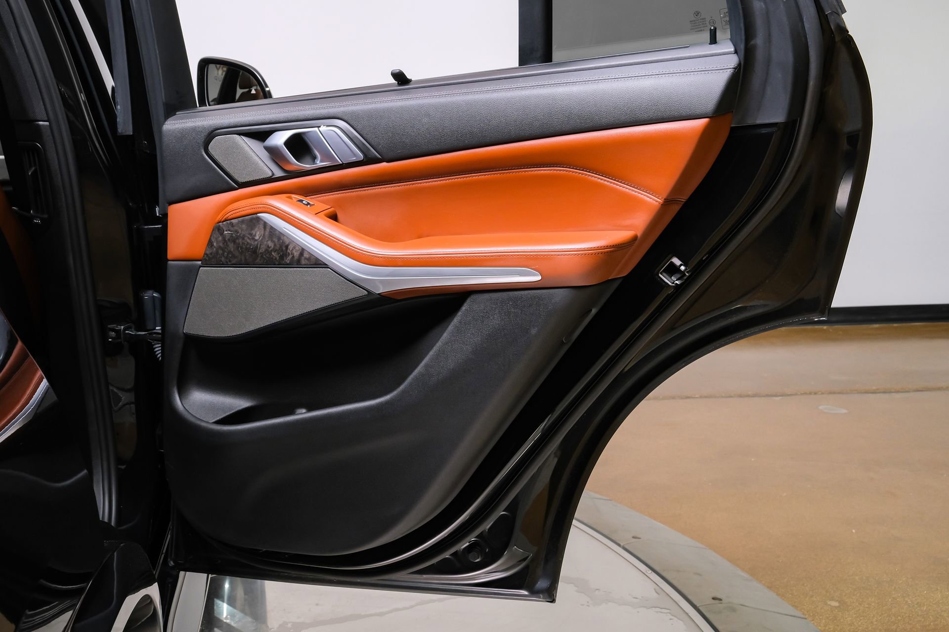 Used 2023 BMW X5 sDrive40i w/ Executive Package image 54