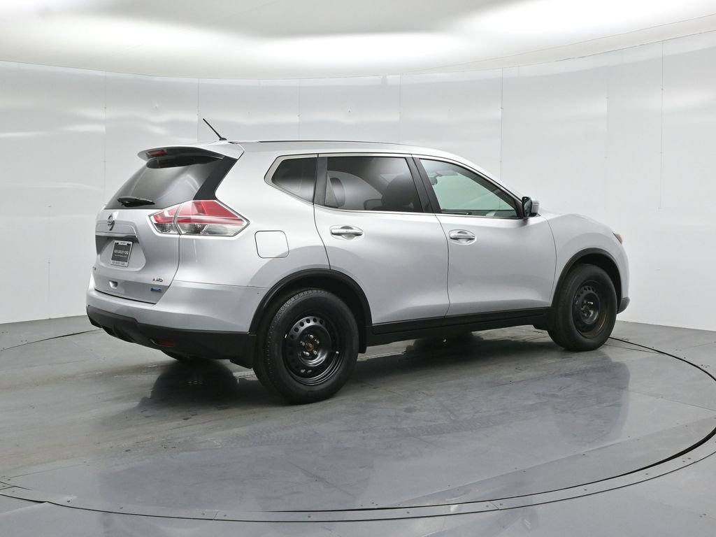 Used 2014 Nissan Rogue S image 25