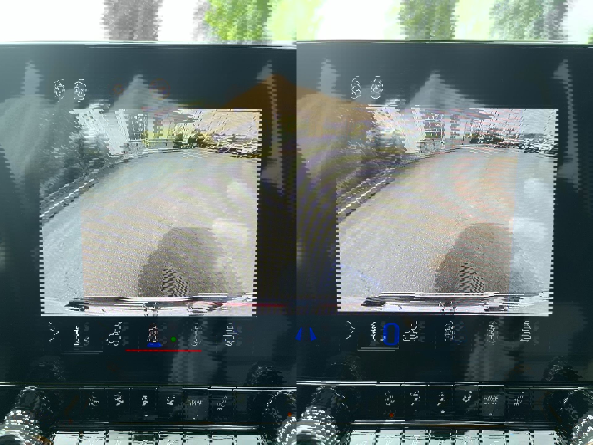 New 2025 GMC Canyon Elevation w/ Convenience Package image 48