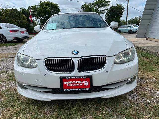 Used 2012 BMW 335i Convertible RWD image 4