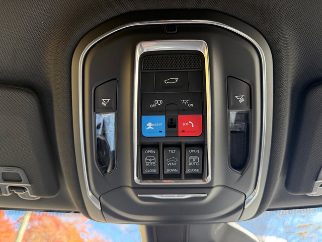 New 2025 Jeep Grand Cherokee L Limited image 33