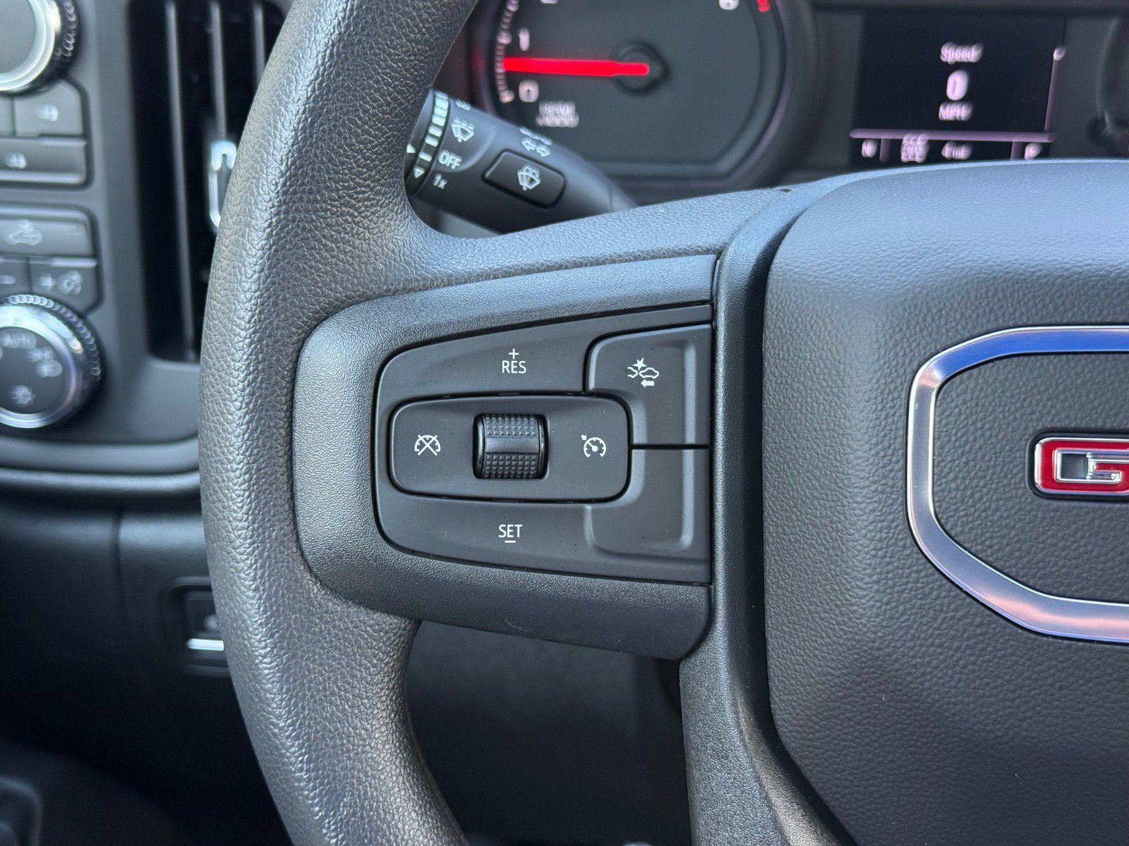 New 2026 GMC Sierra 2500 Pro w/ Convenience Package image 17