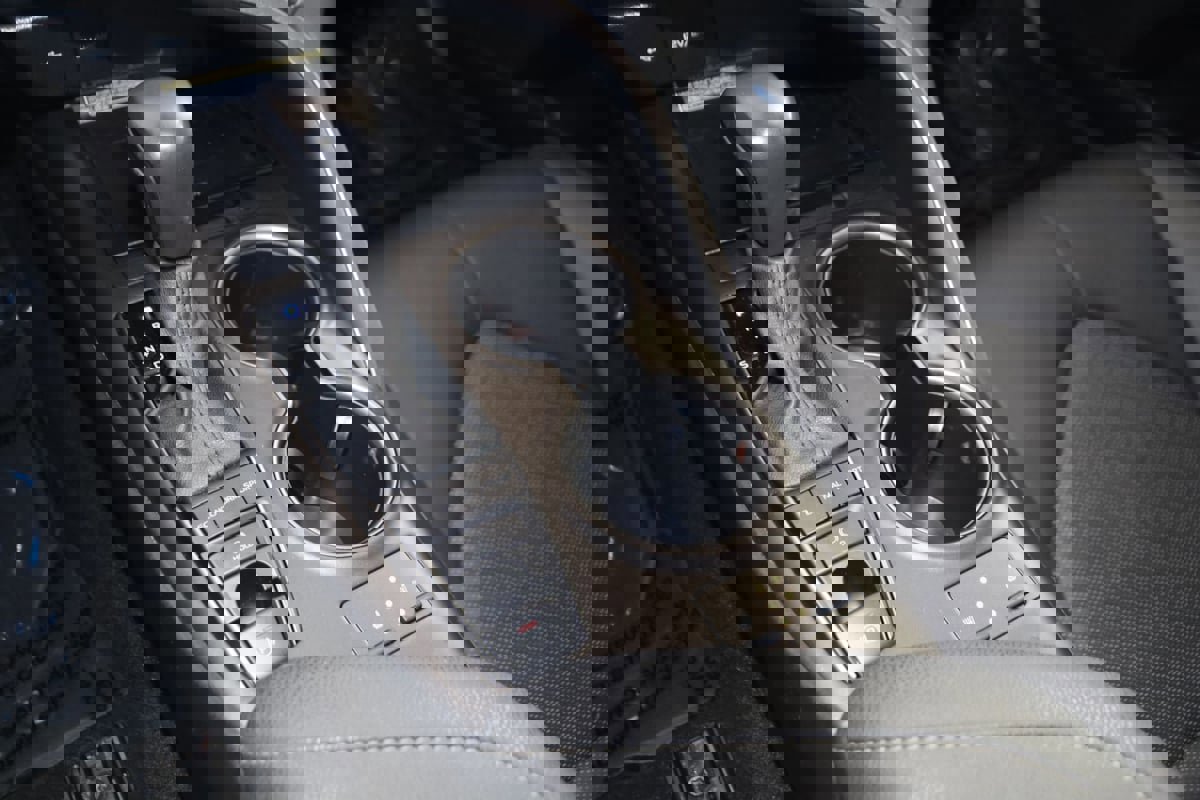 Used 2021 Toyota Camry XSE FWD image 28