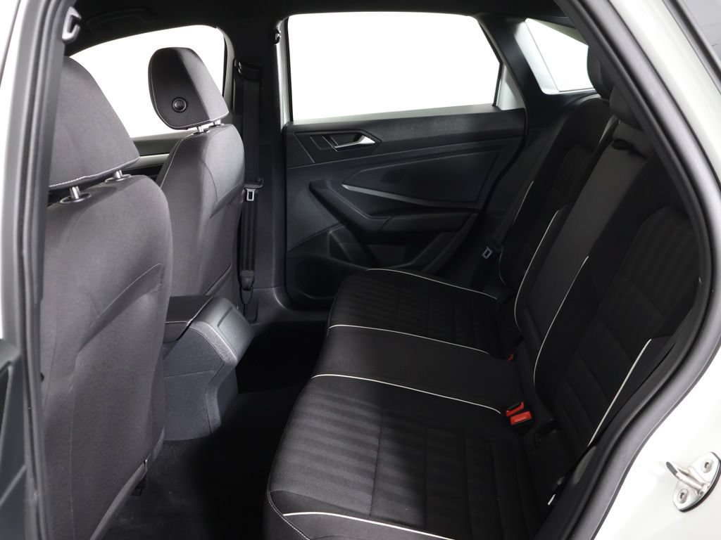 Used 2023 Volkswagen Jetta Sport FWD image 30