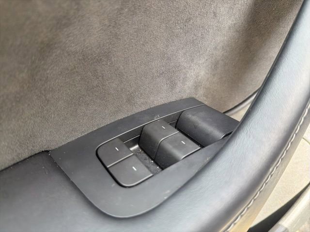 Used 2023 Tesla Model 3 Standard Range image 12