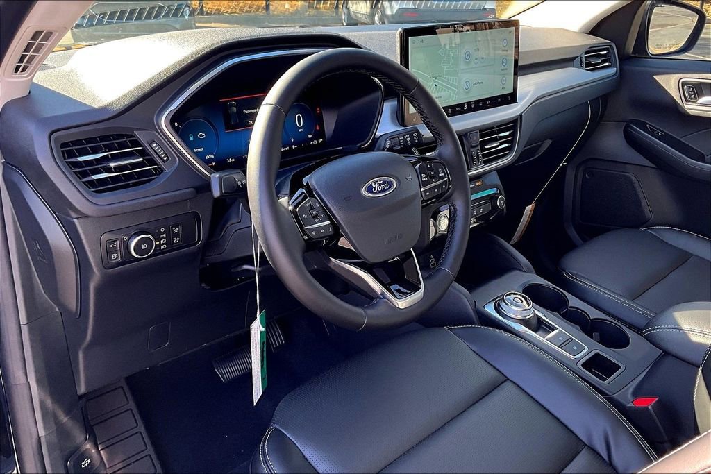 New 2026 Ford Escape Platinum AWD/4WD image 6