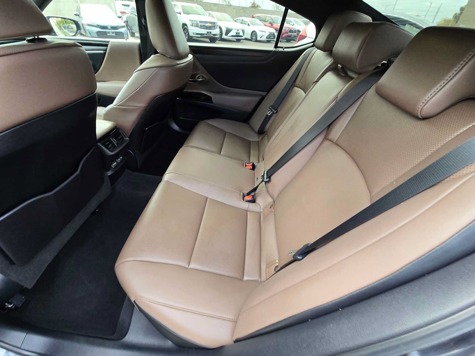 Certified 2023 Lexus ES 350 w/ Premium Package FWD image 16